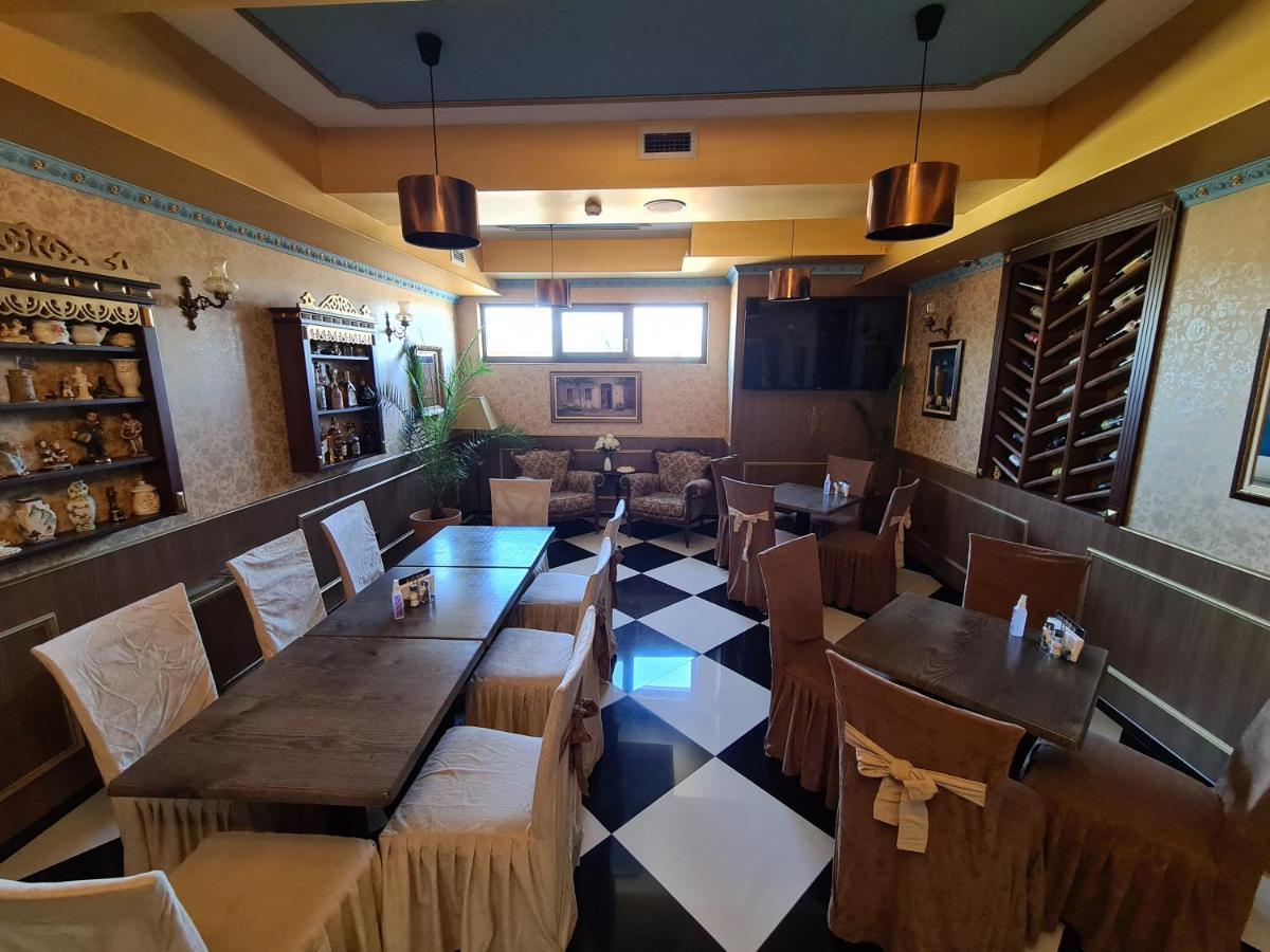 Garni Hotel & Spa Nicolo Krusevac Bagian luar foto