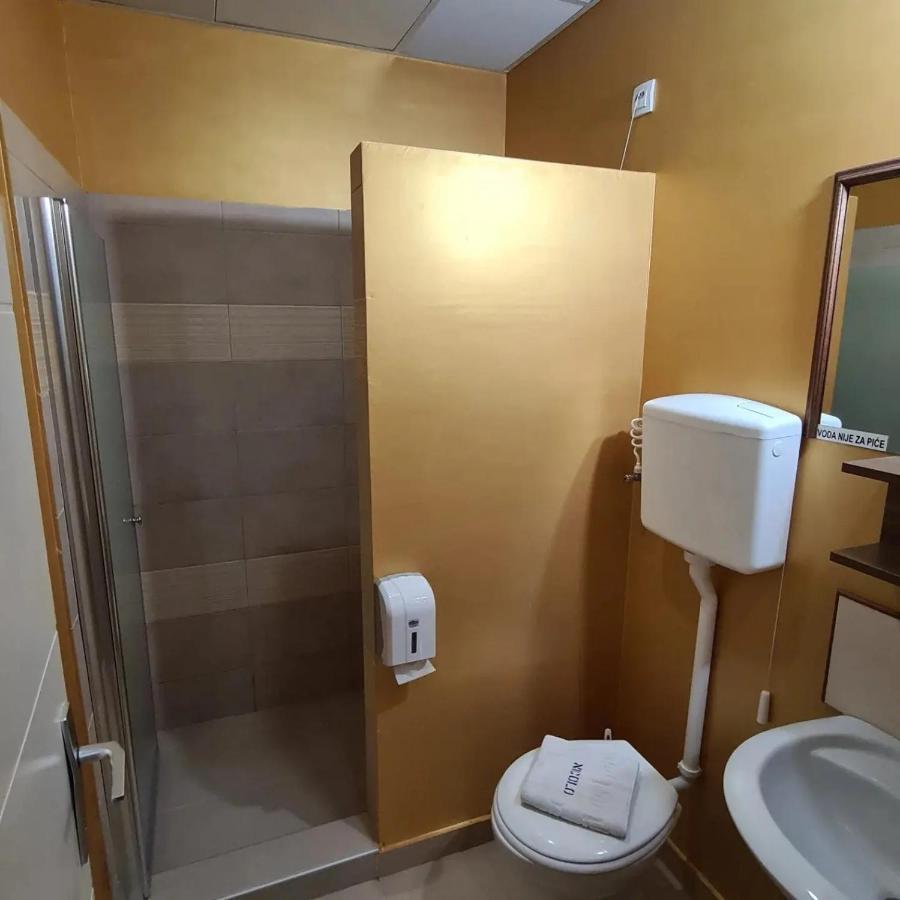 Garni Hotel & Spa Nicolo Krusevac Bagian luar foto