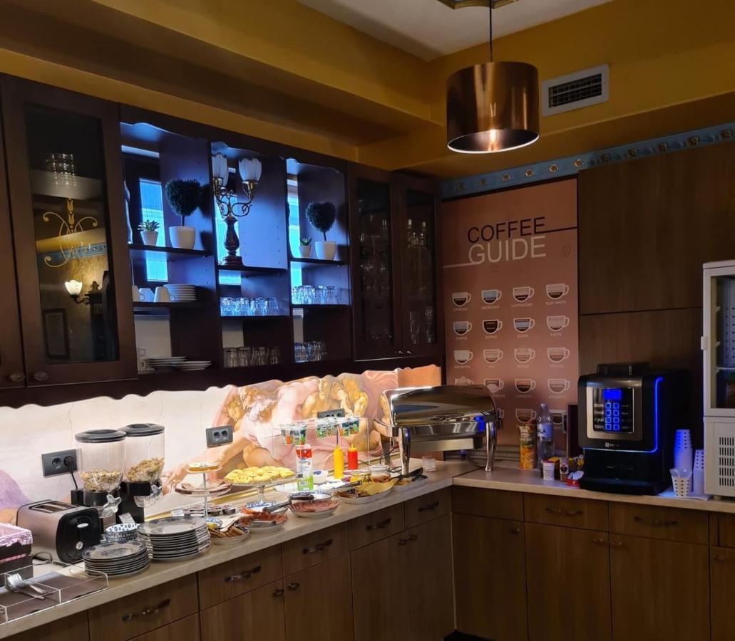 Garni Hotel & Spa Nicolo Krusevac Bagian luar foto