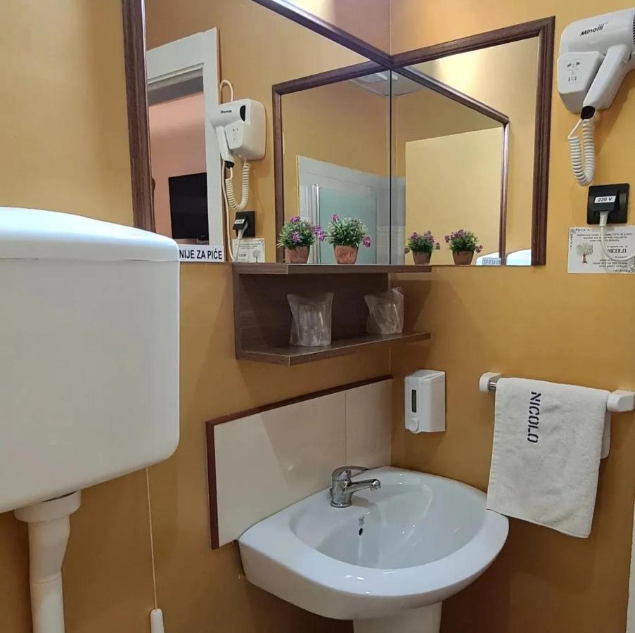 Garni Hotel & Spa Nicolo Krusevac Bagian luar foto
